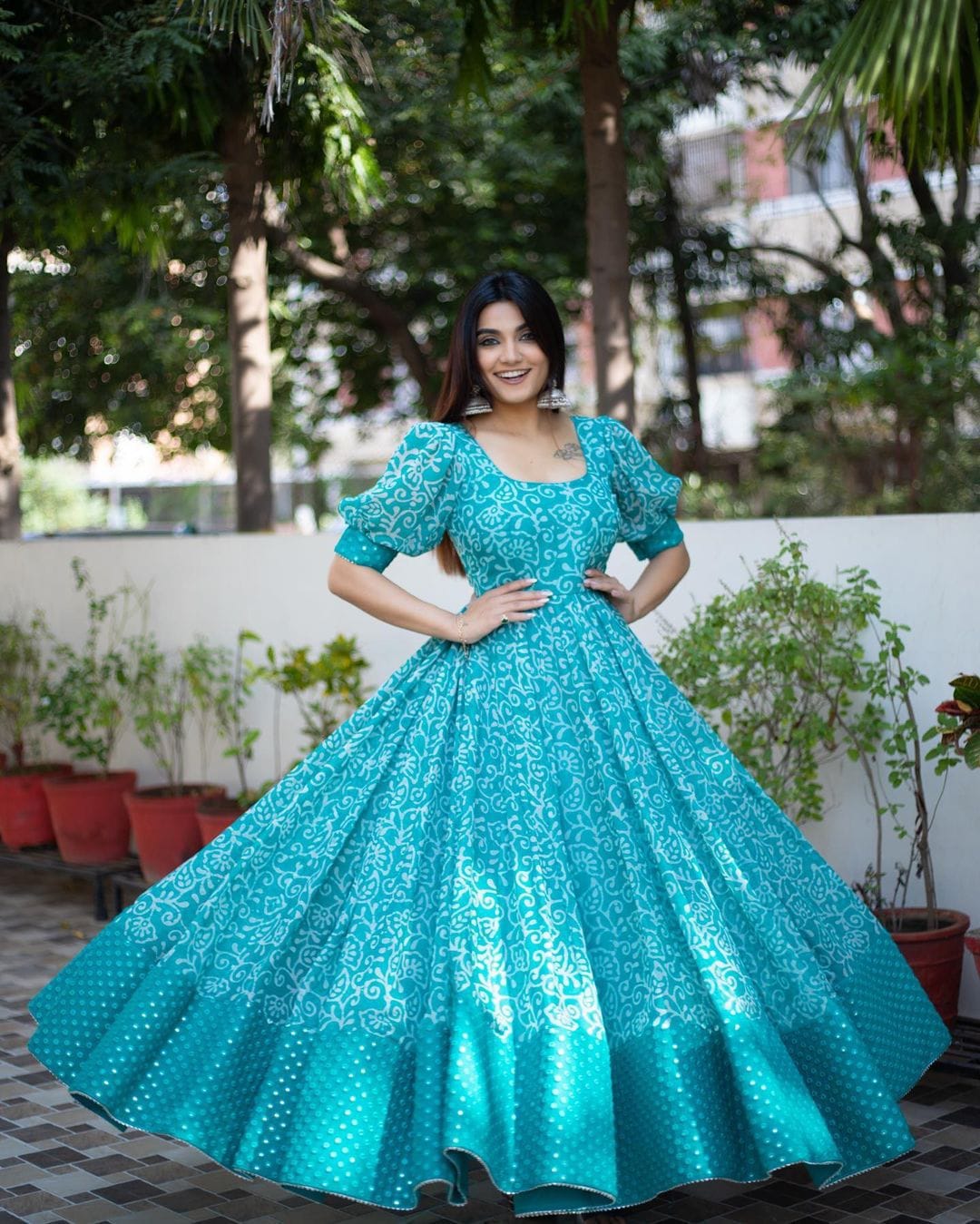 Dolly Chinon Printed Gown Catalog